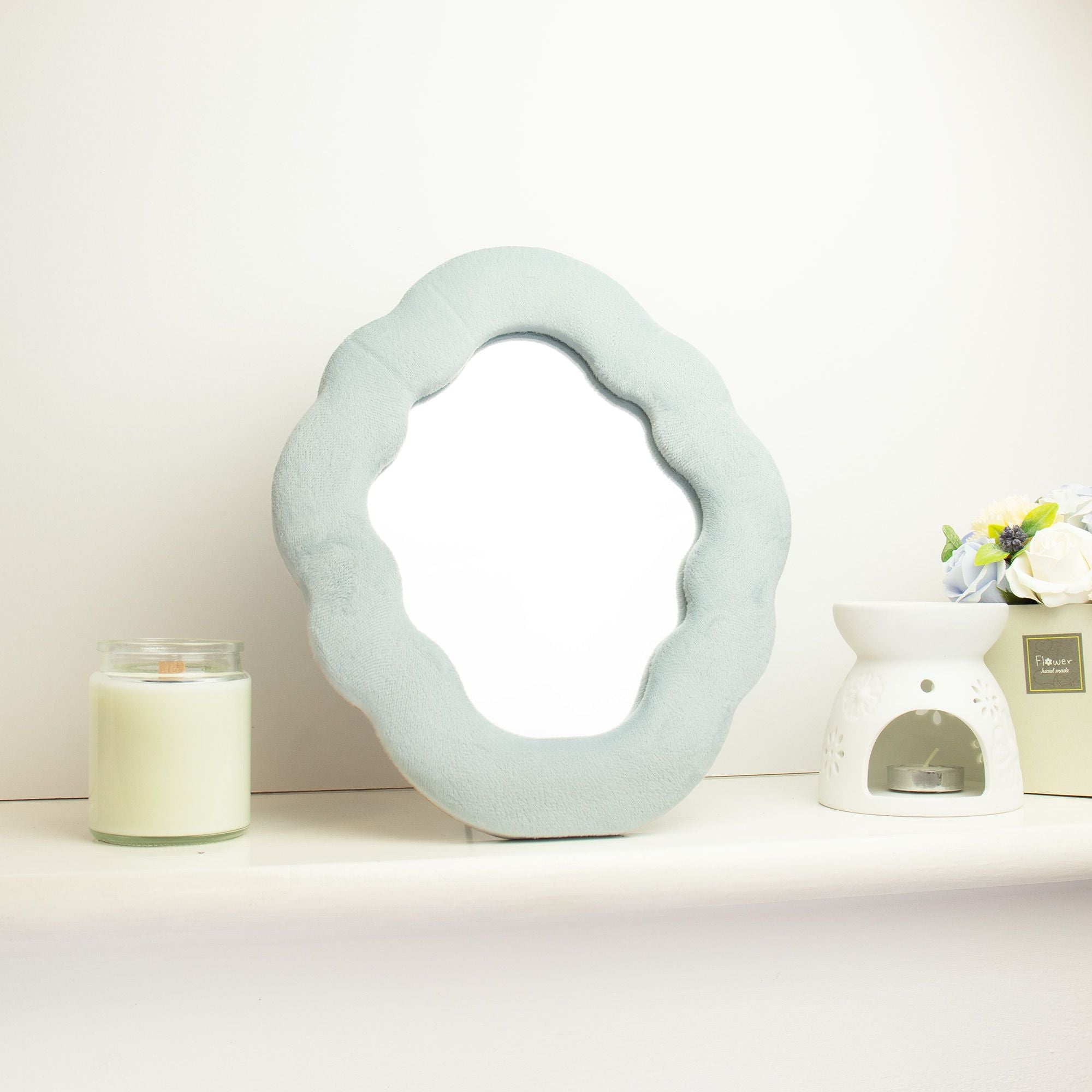 Soft Squiggly Mirror – Cloud – Cloud Blue (28x24x2.3cm)
