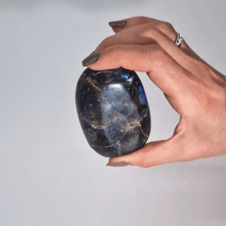 Madagascar Labradorite Tomb Stone (approx 80 - 100gms 50 - 70mm)