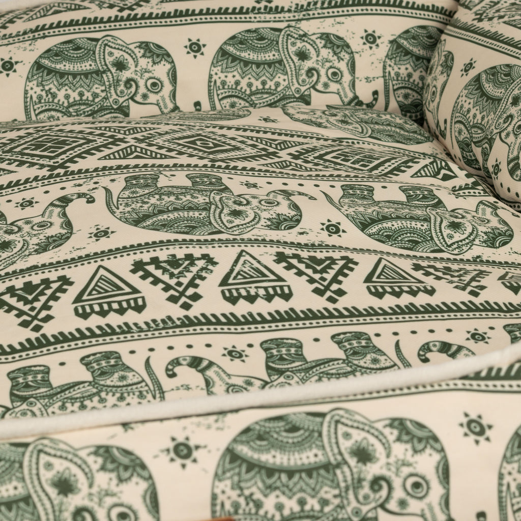 PAW Bed – Lucky Elephant – Green – 60 × 50 × 14cm