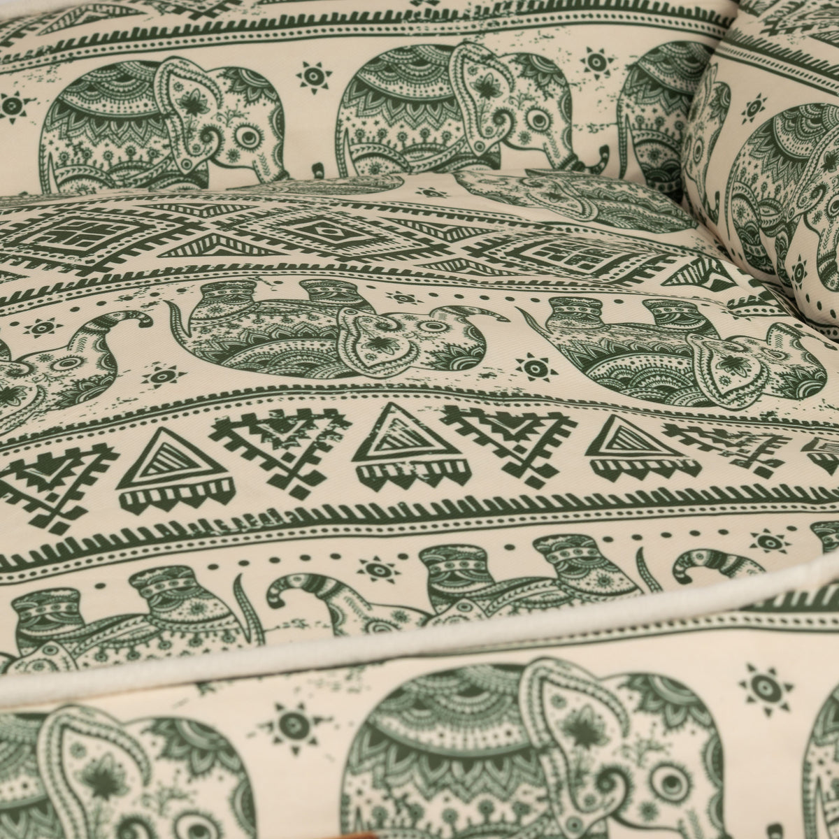 PAW Bed – Lucky Elephant – Green – 60 × 50 × 14cm