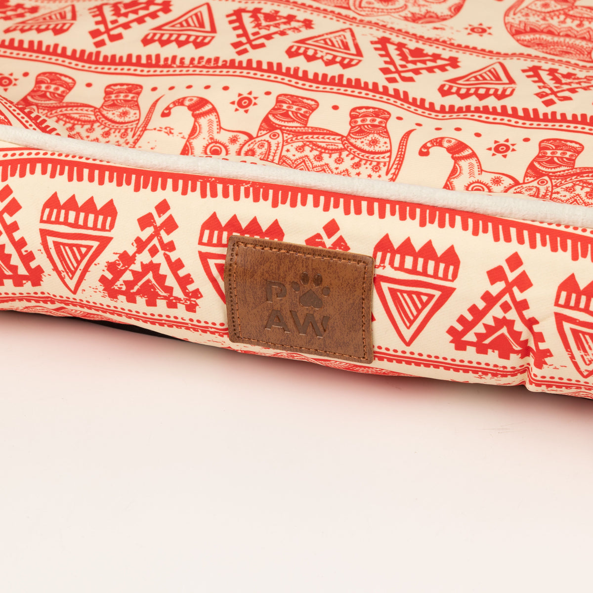 PAW Bed – Lucky Elephant – Red – 60 × 50 × 14cm