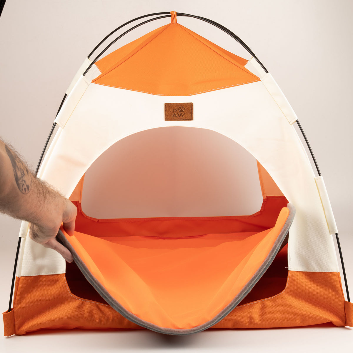 PAW Bed – Beige & Orange Tent – 58 × 58 × 48cm