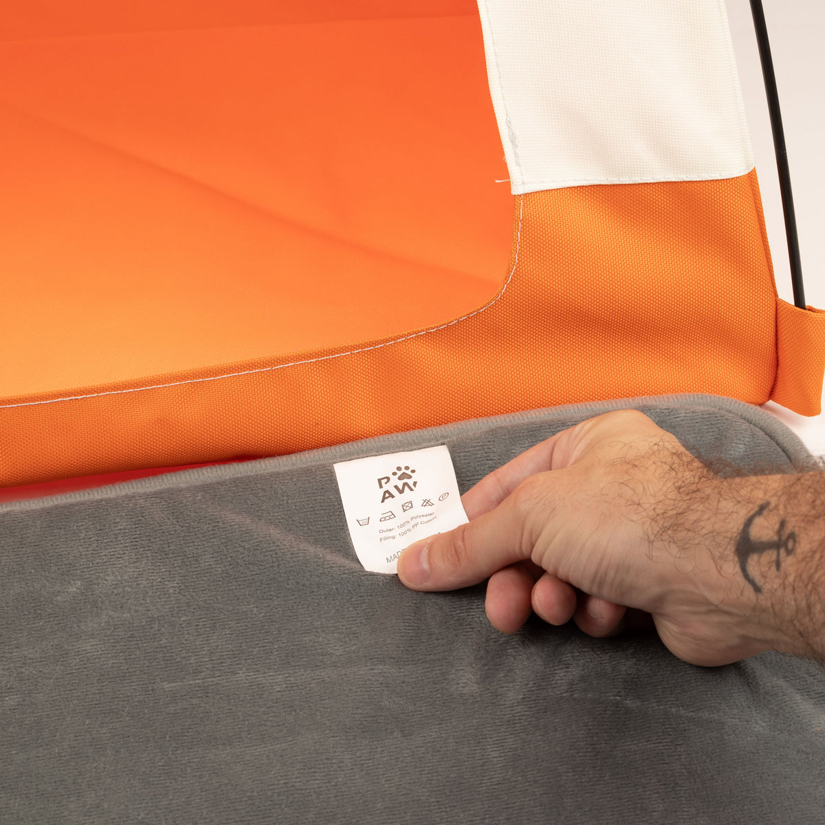 PAW Bed – Beige & Orange Tent – 58 × 58 × 48cm