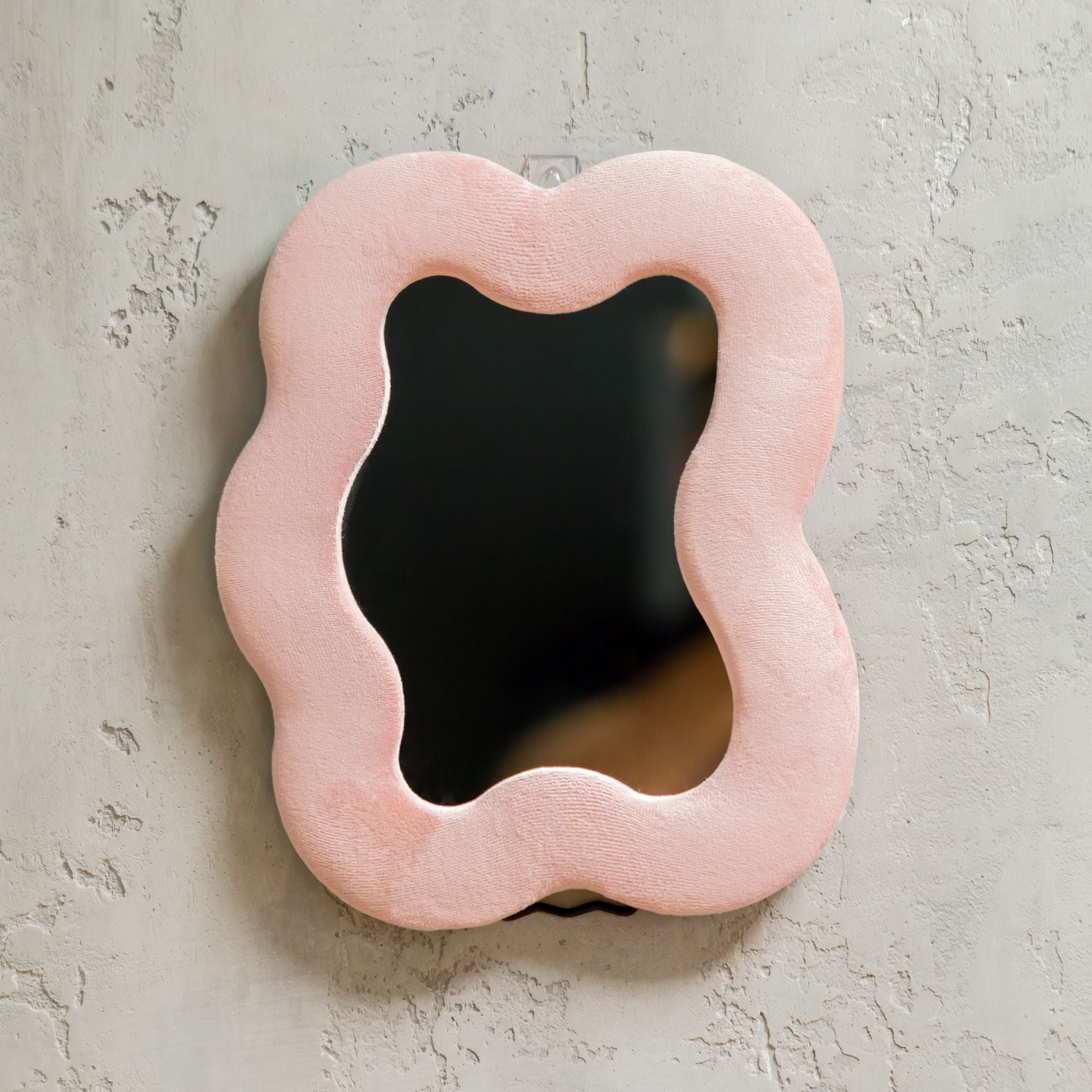 Soft Squiggly Mirror – Square Pebble – Rose Blush (22.5x27x2.3cm)