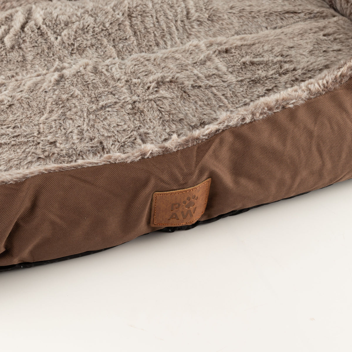 PAW Bed – Small Plush Teddy Brown – 60 × 45 × 17cm