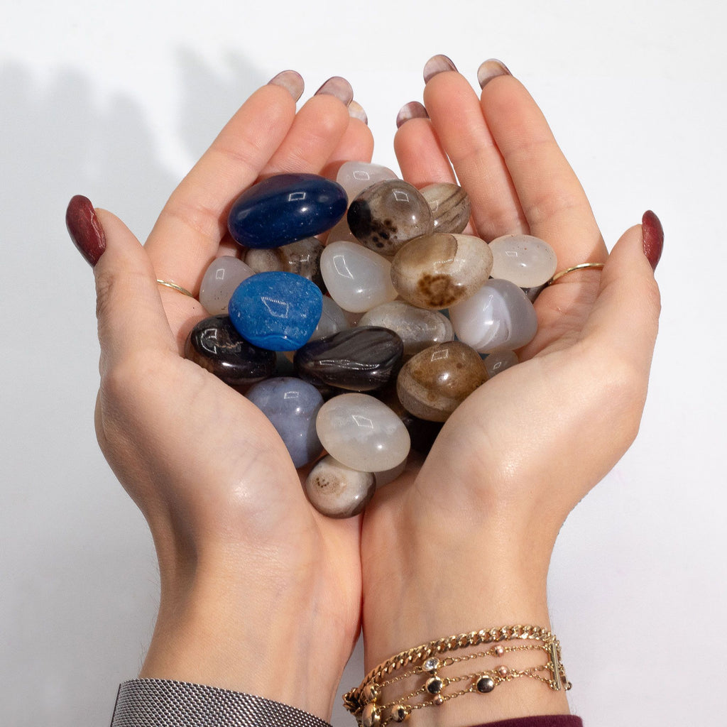 Bulk Mixed Agate - 1kg (approx.. 70 stones)