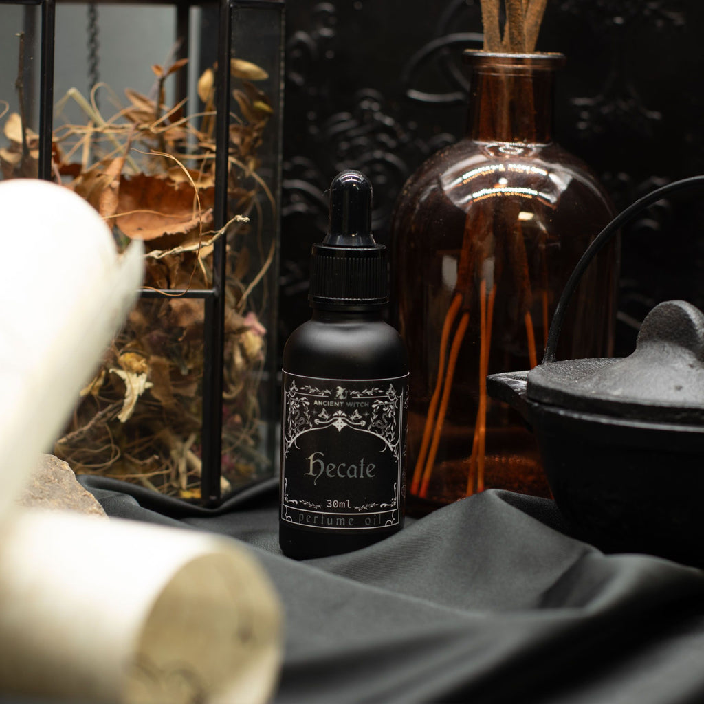 Ancient Witch Perfume Oil - Hecate (30ml)
