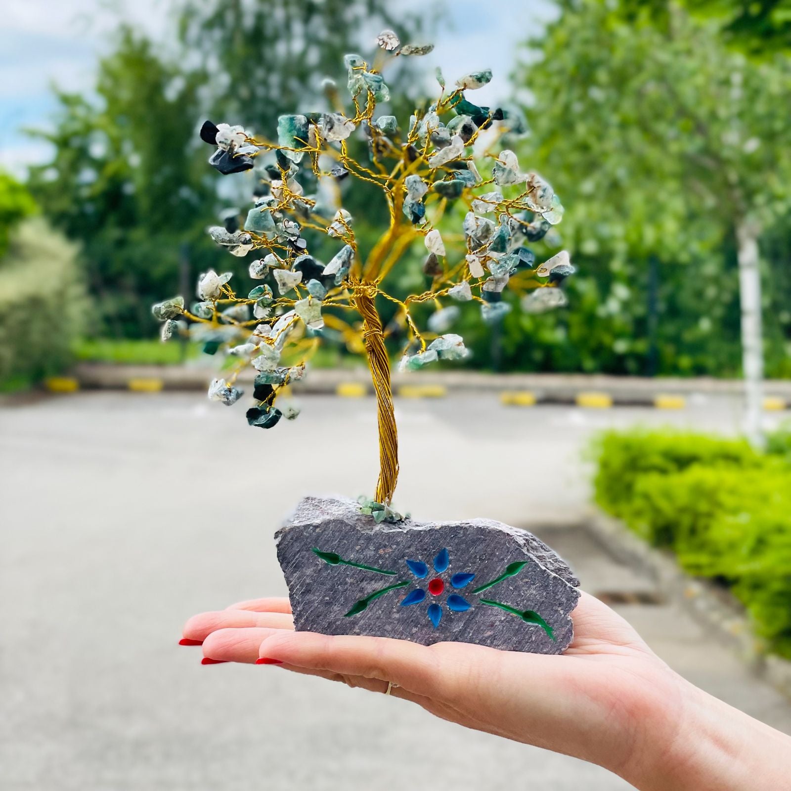 Moss Agate - 160 Stone Gemstone Tree