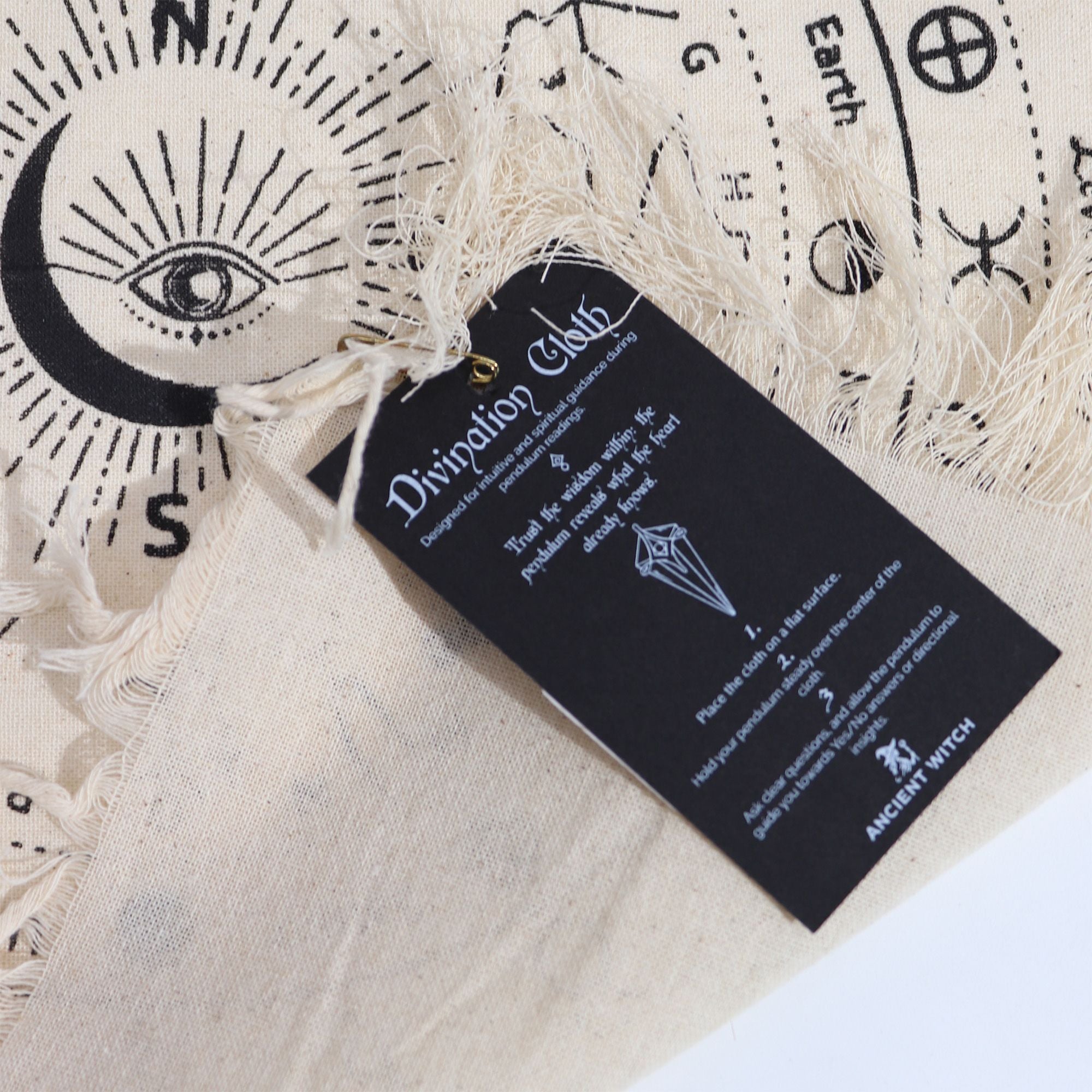Ancient Witch Pendulum Divination Cloth - All Seeing Eye - Natural & Black (30x46.5cm)