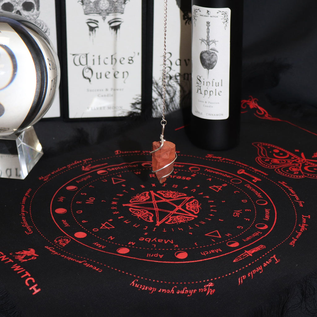 Ancient Witch Pendulum Divination Cloth - Mystic Moth - Black & Blood Red (30x46.5cm)