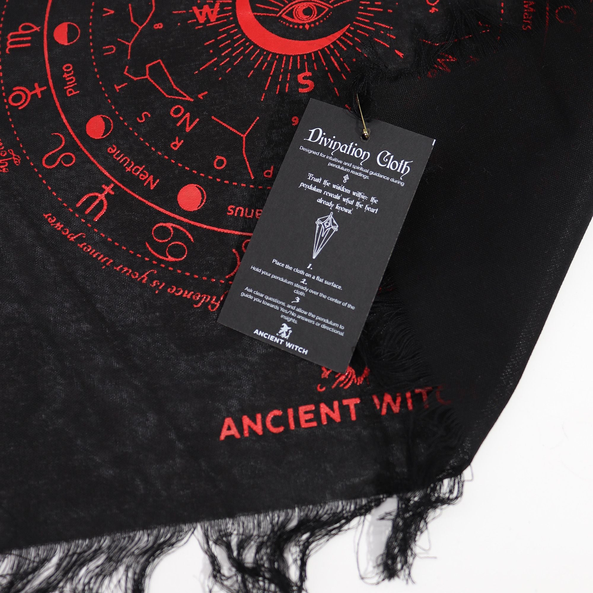Ancient Witch Pendulum Divination Cloth - All Seeing Eye - Black & Blood Red (30x46.5cm)